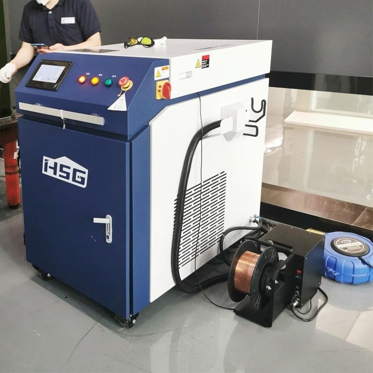 3、山東省做激光器塑料焊接機(jī)器設(shè)備生產(chǎn)廠家有什么？